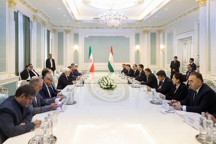 عارف: کمیته عالی مشترک زبان، ادبیات فرهنگ و تمدن پارسی بین اندیشمندان ایران و تاجیکستان تشکیل شود