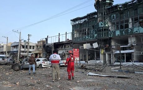 خسارت حملات آمریکایی صهیونی به هزار و ۲۷۵ واحد مسکونی در استان بوشهر
