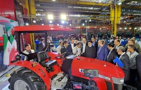 تراکتور شالیزار رونمایی شد
