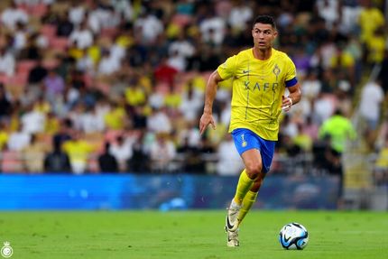 اتهام بزرگ النصر به الهلال: صدرنشینی‌تان مشکوک است