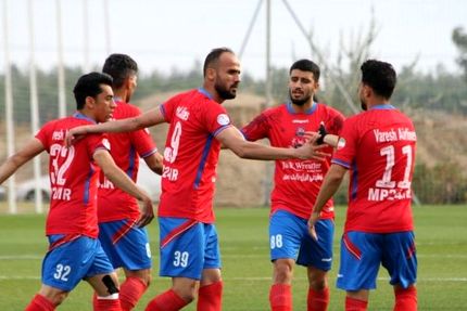 سرقت از بازیکنان نساجی در اردوی ترکیه