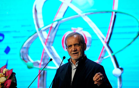 رئیس جمهور: از درخشش ایرانی‌ها در عرصه‌های مختلف، احساس غرور می‌کنم