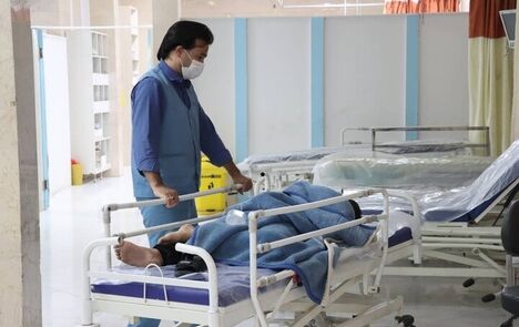 مسمومیت غذایی گروهی از زائران پیاده‌روی دهه آخر ماه صفر در مسیر جاده نیشابور به مشهد