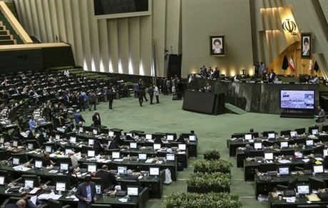 نمایندگان اقلیت‌های دینی مجلس در بیانیه‌ای: اراده راسخ ملت بر استقلال خواهی، آزادگی و ایمان دینی استوار مانده است