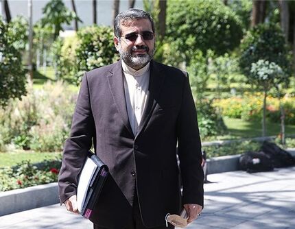 همکاری با رسانه‌های تروریست، مجازات دارد