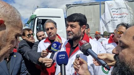 دریافت ۲۷ تریلی کمک های بشردوستانه از کشور عراق