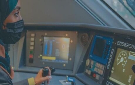 زنان عربستانی امکان راندن قطارهای تندرو را کسب کردند