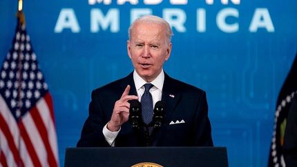 گاف دوباره بایدن این بار با توهین به خبرنگار با میکروفن باز!