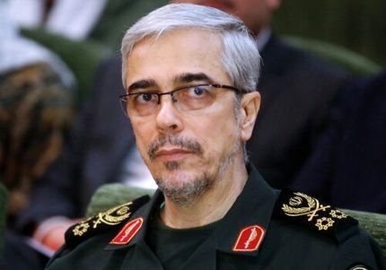 سرلشکر باقری: پیشکسوتان دفاع مقدس سدی مستحکم در برابر تحریف تاریخ هستند
