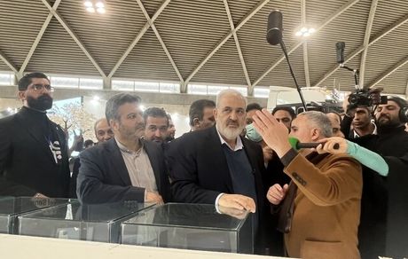 آیین‌نامه واردات خودروهای کارکرده از مناطق آزاد ابلاغ می‌شود