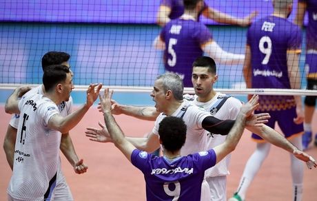 لیگ برتر والیبال: باخت صدرنشین مقابل شهرداری ارومیه / پیکان پیروز نبرد خودروسازان