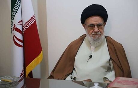 پاسخ تند حسین شریعتمداری به موسوی خویینی ها