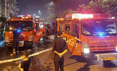 فروشگاه بزرگ اتکا در بابل آتش گرفت