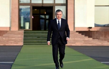 رییس جمهور ازبکستان دقایقی قبل وارد تهران شد
