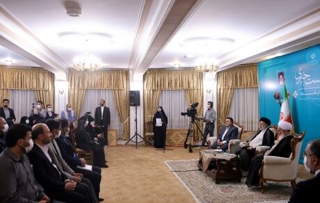 قرارگاه اشتغال کرمانشاه احیای واحدهای تولیدی تعطیل و نیمه‌فعال استان را با جدیت دنبال کند