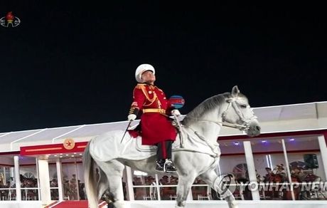 تصویر جدید از دختر رهبر کره شمالی این بار سوار اسب منتشر شد