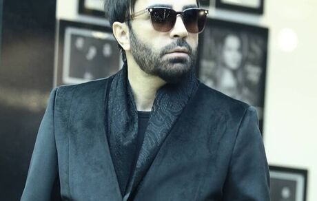 خواننده معروف خود را به تیغ جراحان سپرد