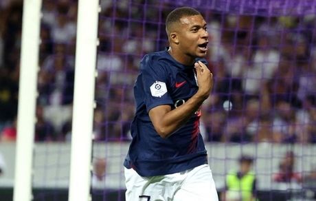 پاری‌سن‌ژرمن با ام‌باپه هم نبرد