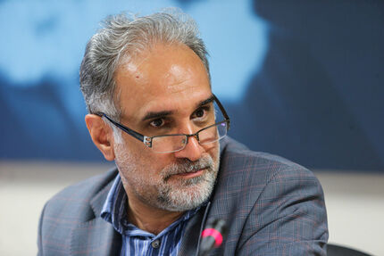 حکیمی‌پور: هزینه اداره کشور با نبود پیوند منطقی بین مجلس و حزب سنگین‌تر می‌شود