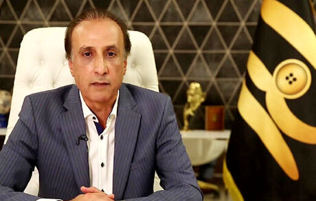 محمدرضاحیاتی، اینستاگرام و تبلیغ پوشاک