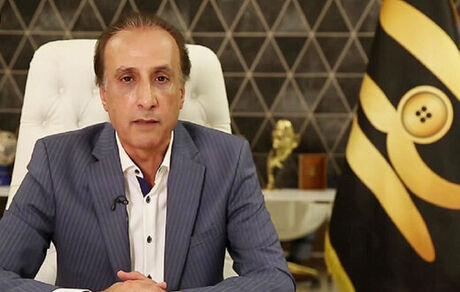 محمدرضاحیاتی، اینستاگرام و تبلیغ پوشاک