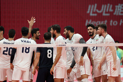 افشاگری جدید از تیم ملی والیبال در زمان بهروز عطایی: بازیکنی که ویپ می‌کشید و شرط‌بندی می‌کرد
