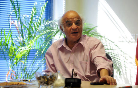 عیادت طباطبایی نژاد و هنرمندان از فریدون جیرانی