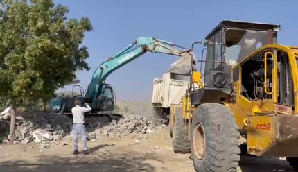 ماشین‌آلات در محل زلزله هرمزگان مستقر شد/شروع آواربرداری بعد از امدادرسانی