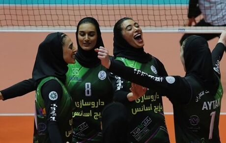 جام قهرمانی لیگ برتر والیبال زنان به کاشان رفت
