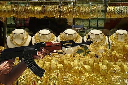 سرقت مسلحانه از طلافروشی در یزد