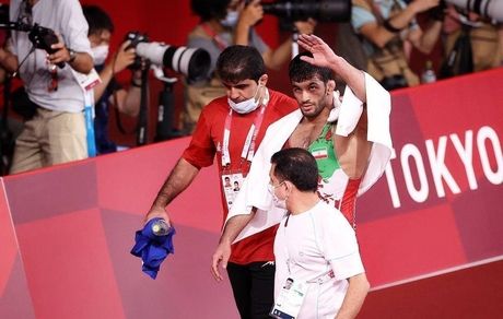 المپیک ۲۰۲۰: حسن یزدانی غافلگیر شد و طلا را به حریف آمریکایی بخشید