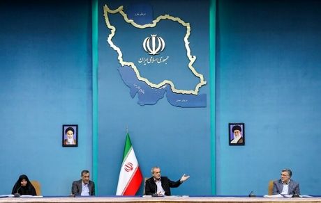 رئیس جمهور از حمایت و تسهیل شرایط فرزندآوری برای همه مادران از جمله مادران کارمند خبرداد