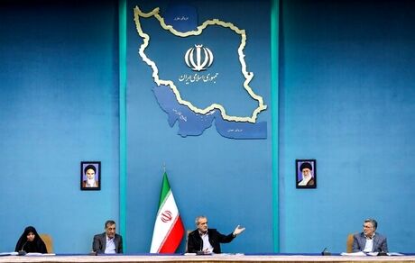 رئیس جمهور از حمایت و تسهیل شرایط فرزندآوری برای همه مادران از جمله مادران کارمند خبرداد