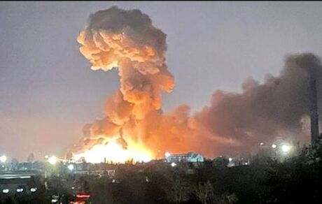 بزرگترین پایگاه آمریکا در شرق سوریه منفجر شد