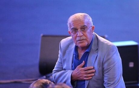 اسطوره استقلال بستری شد