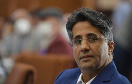 گمانه‌زنی‌ها درباره پناهندگی رئیس فدراسیون بوکس!