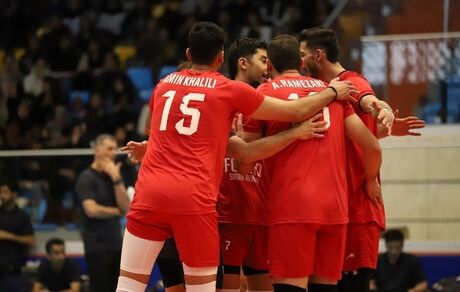 فولاد سیرجان بهروز عطایی صدرنشین لیگ برتر والیبال شد