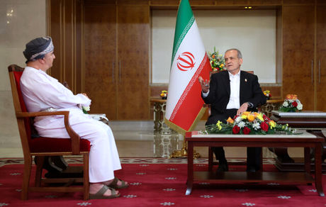 رئیس جمهور: ما توان آن را داریم که در این صحنه جهانی، نقش‌آفرین و بازیگر مؤثر و تعیین‌کننده باشیم