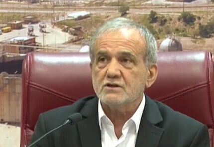 رئیس جمهور: مردم باور کنند که دنبال حل مشکلات آنها هستیم