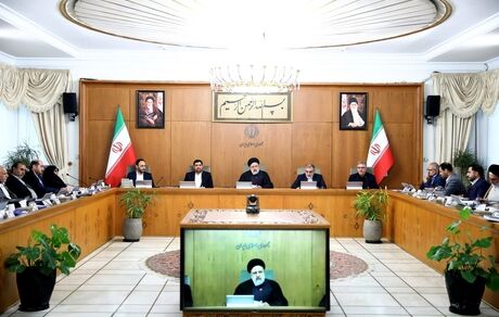 رییس جمهور بر تقویت رصد و نظارت بر بازار عمده و خرده‌فروشی تاکید کرد