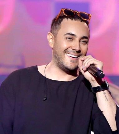 خواننده مشهور پاپ بستری شد