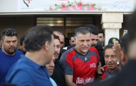 دیدار تیم ملی منتخب ۹۸ به همراه علی دایی و منتخب ستارگان فوتبال خوزستان