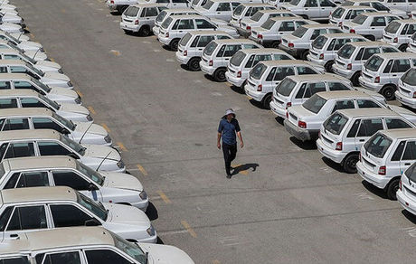 بازار خودرو همچنان در سرازیری کاهش قیمت