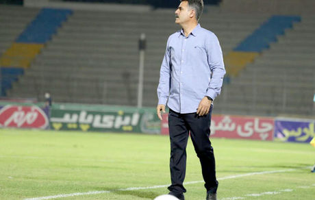سرمربی یک تیم لیگ برتری استعفا کرد
