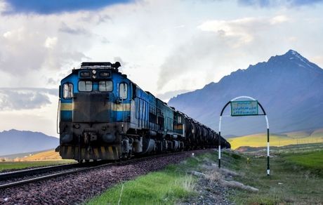 توافق ایران و افغانستان برای تکمیل راه آهن هرات-خواف