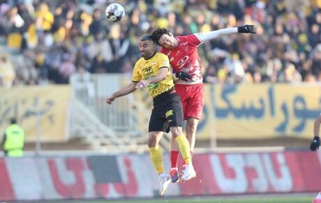 مدافع گرجستانی پرسپولیس از هواداران عذرخواهی کرد