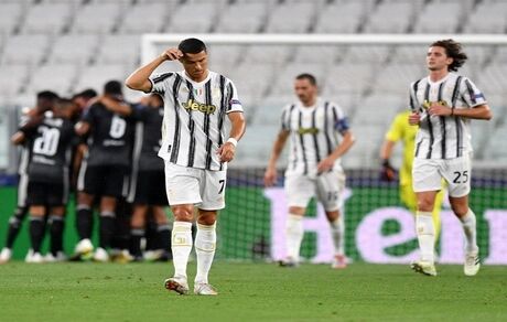 یوونتوس ۲ - لیون یک/ یاران رونالدو از لیگ قهرمانان اروپا حذف شدند 