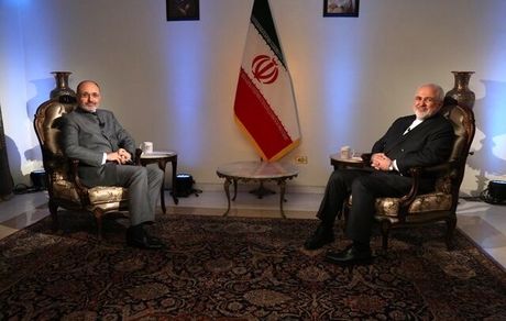 ظریف: ماکرون ناقل پیام ترامپ نبود/ به سعودی‌ها پیشنهاد می‌کنم طرح صلح هرمز را بررسی کنند
