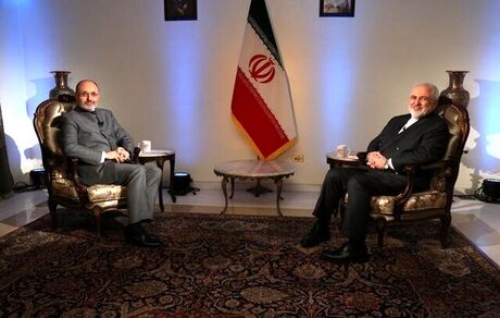 ظریف: ماکرون ناقل پیام ترامپ نبود/ به سعودی‌ها پیشنهاد می‌کنم طرح صلح هرمز را بررسی کنند