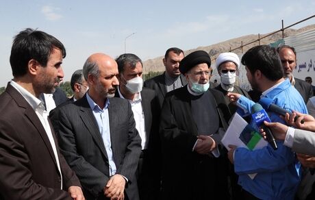 بازدید رئیس جمهور از پتروشیمی خراسان 